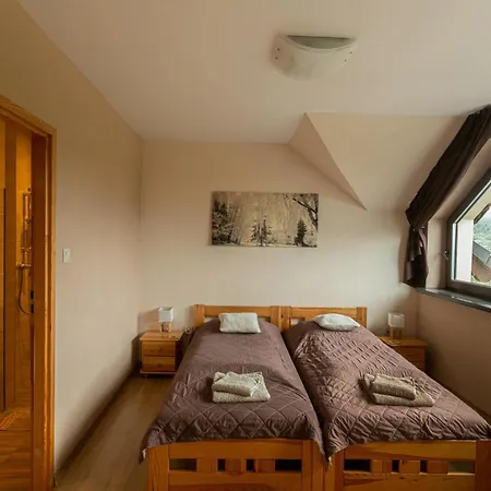 Siodme Niebo בית אירוח