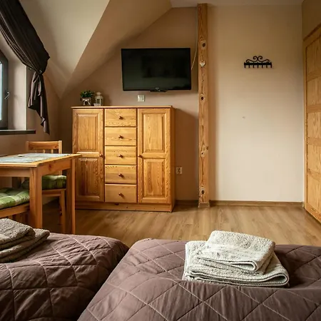 Siodme Niebo שצ'קלארסקה פוראובה